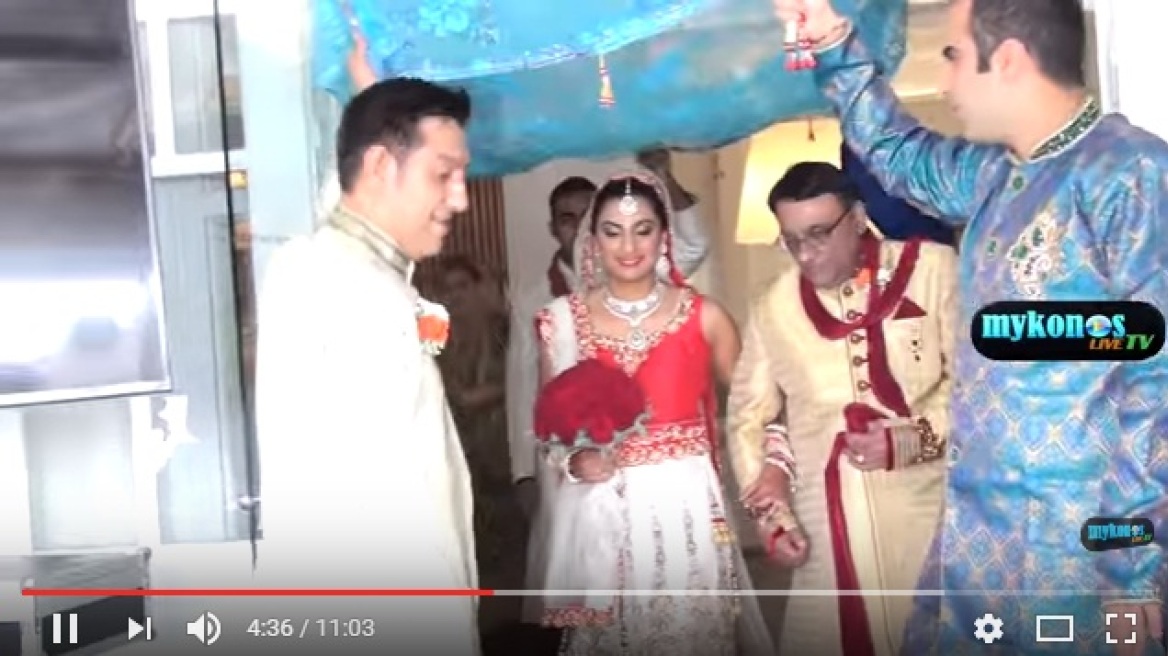  Ινδικός παραμυθένιος γάμος σε παραλία της Μυκόνου